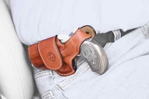 BADHOLSTERLH.jpg BOND ARMS DRIVING HOLSTER LH - THUMBSNAP LEATHER TAN